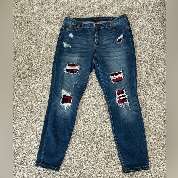 Judy Blue Red Buffalo Plaid Distressed Relaxed Fit Jeans Cotton Women’s Size 2XL - Picture 2 of 10